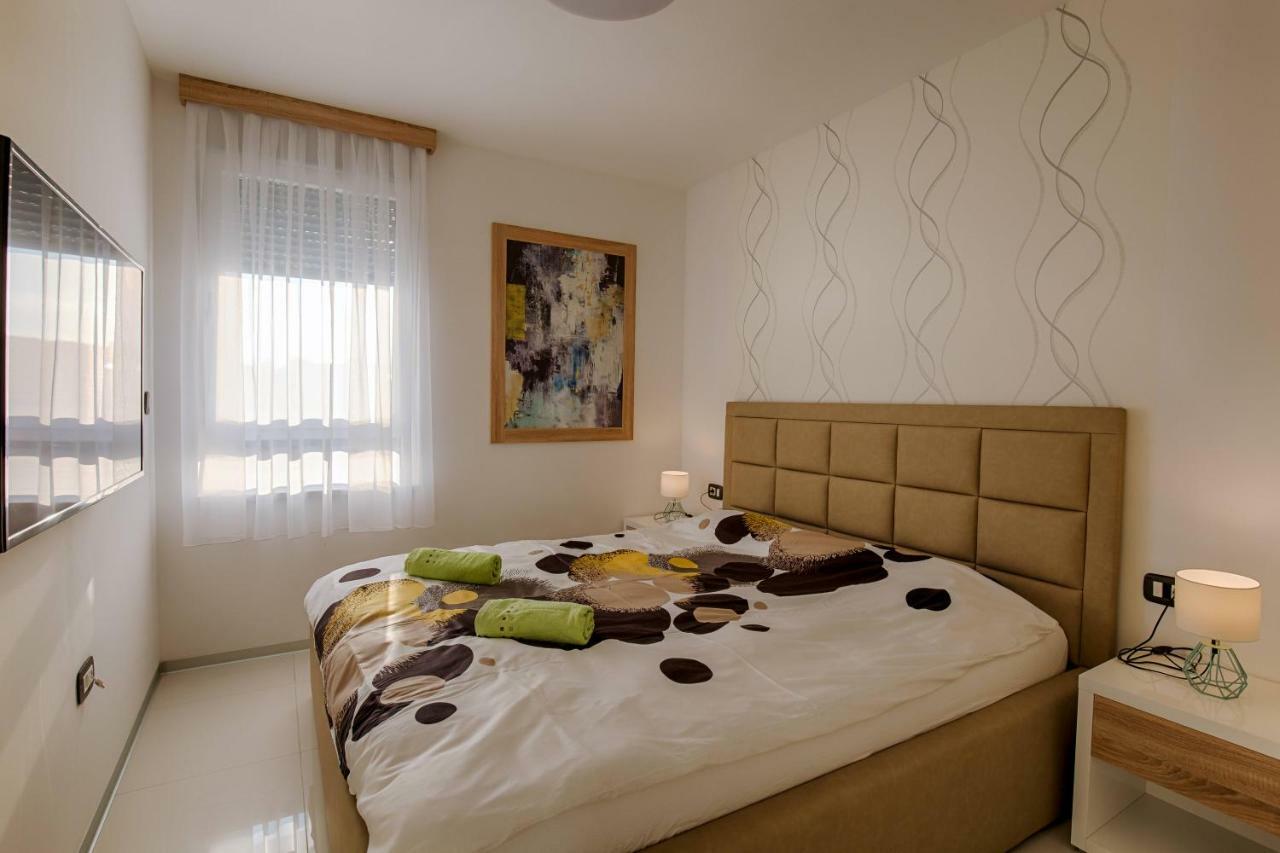 Deluxe By Traveler Tourist Agency Krk Apartment *
