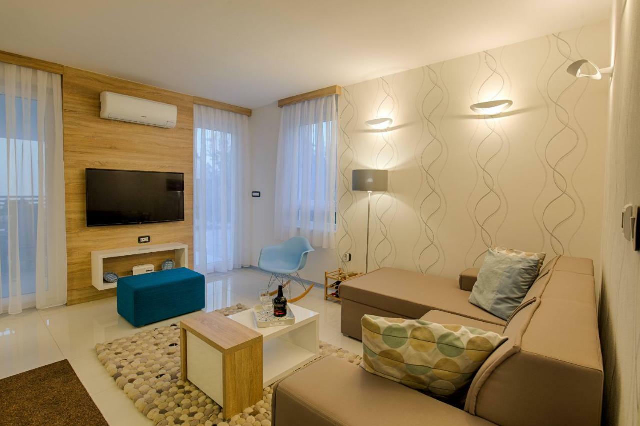 Deluxe By Traveler Tourist Agency Krk Apartment *