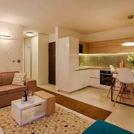 Deluxe Beach Apartments by Traveler Tourist Agency Krk Krk Town Exterior photo