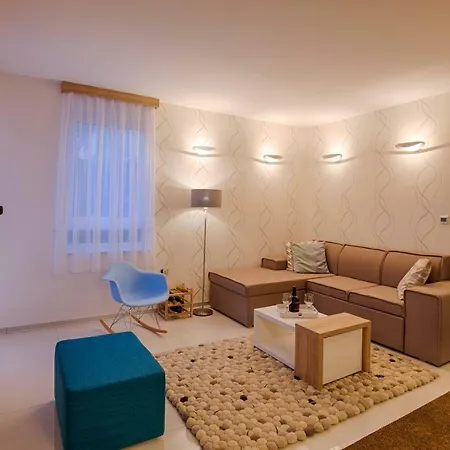 Deluxe Beach Apartments by Traveler Tourist Agency Krk Krk Town Exterior photo