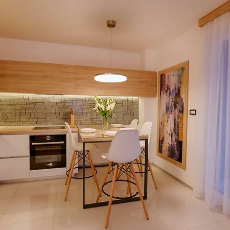 Deluxe Beach Apartments by Traveler Tourist Agency Krk Krk Town Exterior photo