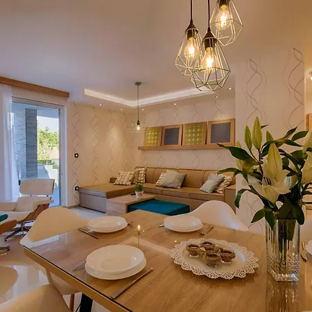 Deluxe Beach Apartments by Traveler Tourist Agency Krk Krk Town Exterior photo