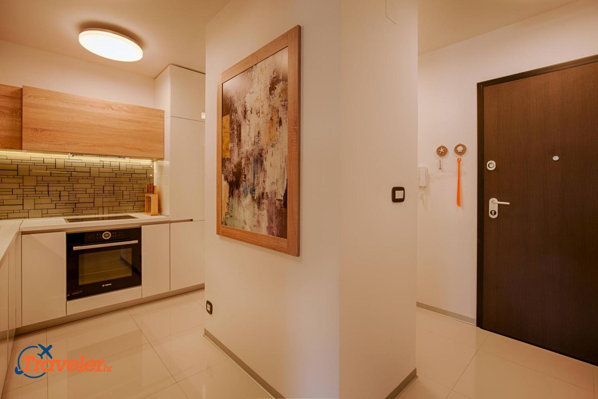 Deluxe New - Few Steps From The - Luxury With Style - By Traveler Tourist Agency Krk Apartment
